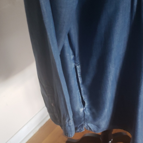 Denim tunic with POCKETS!! - Picture 3 of 3